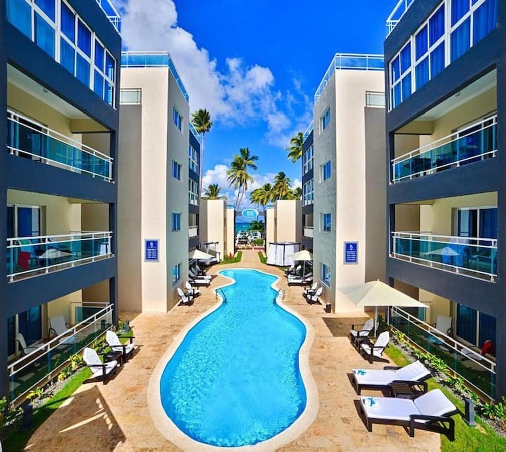 Chic Beachfront Apartment - Private Beach Access Punta Cana Exteriör bild