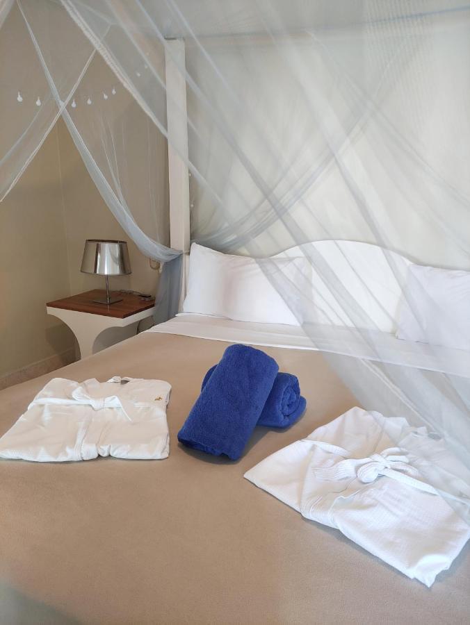 Chic Beachfront Apartment - Private Beach Access Punta Cana Exteriör bild